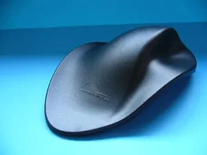 LL2UL | Prestige International HIPPUS HANDSHOE EROGONOMIC