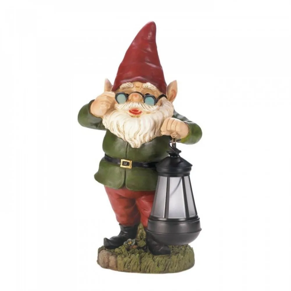 Summerfield 10018236 Solar Lantern Keeper Gnome Statue