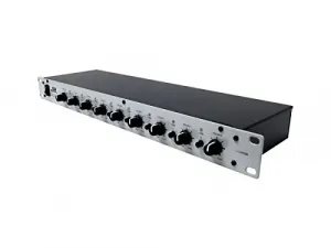 Monoprice 615108 8-channel 1u Mic Line Rack Mixer With Phantom Power