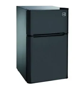 Curtis RFR832-BLACK 3.2 Cu Ft 2 Door Fridge