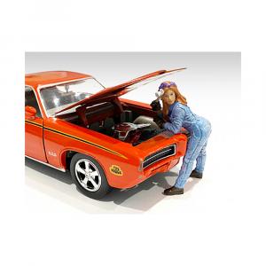 American 38344 Brand New 124 Scale Of Retro Female Mechanic I Figurine