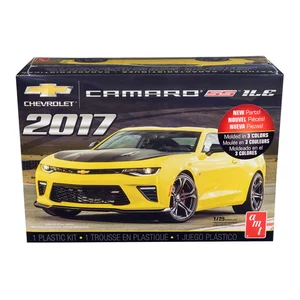 AMT1074M | Amt 1/25 Scale 2017 Chevrolet Camaro SS 1LE