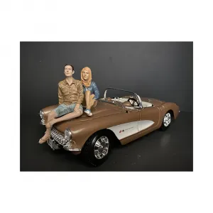 American 38317-38318 Brand New 124 Scale Of Seated Couple Release Iii,