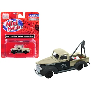 30552 | Classic Metal Works 1941-1946 Chevrolet Tow Truck