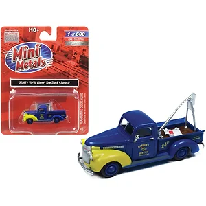 30546 | Classic Metal Works 1941-1946 Chevrolet Tow Truck