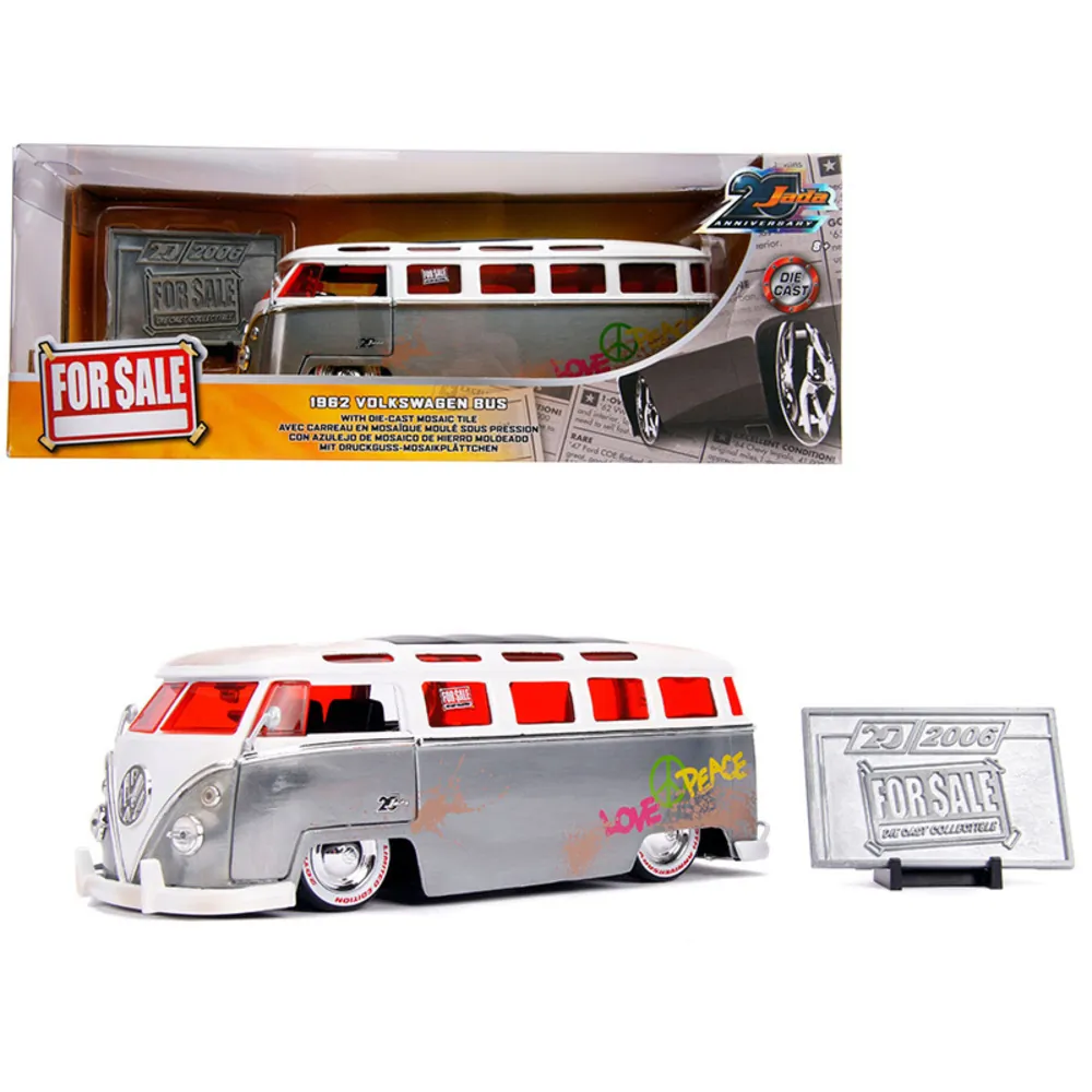 Jada 31075 1962 Volkswagen Bus 124 Jada Hippie Van Diecast Model