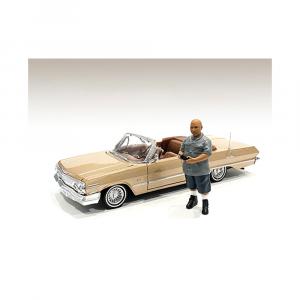 American 76273 Lowriderz Figurine I For 118 Scale Models By