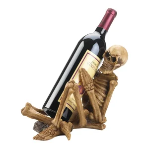 10018973 | Dragon Crest Halloween Creepy Skeleton Wine