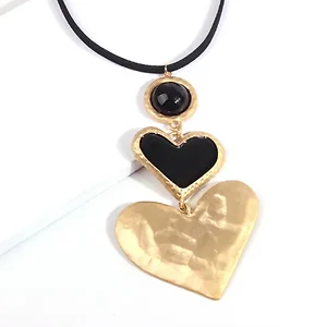 N9033 | Claudia G Collection Elegant Double Black Heart