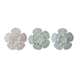 Homeroots.co 376601 Elegant 3d Flower Metal Wall Decor With Matte Fini