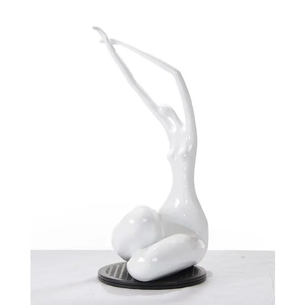 Homeroots.co 284060 24 White Lass Sculpture