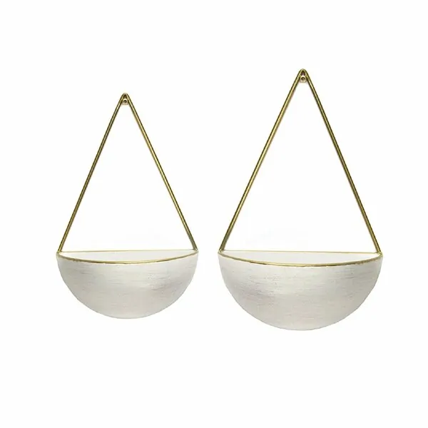 Homeroots.co 373131 Creamy Round Metal Wall Planters