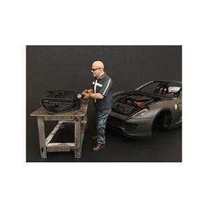 American 38160 Chop Shop Mr. Fabricator Figurine For 118 Scale Models 