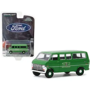 Greenlight 30170 1970 Ford Club Wagon Van Green Board Of Education Hob