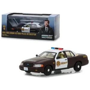 Greenlight 86525 2005 Ford Crown Victoria Police Interceptor Storybroo