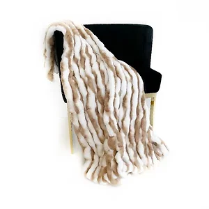 PBEZ1805-8090-TC | Plutus Brands Luxurious White Taupe Snow