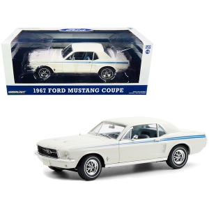 Greenlight 13584 1967 Ford Mustang Coupe Diecast Model Car - Indy Pace