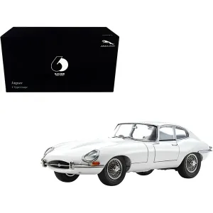 Kyosho 08954W Jaguar E-type Coupe Rhd (right Hand Drive) White E-type 