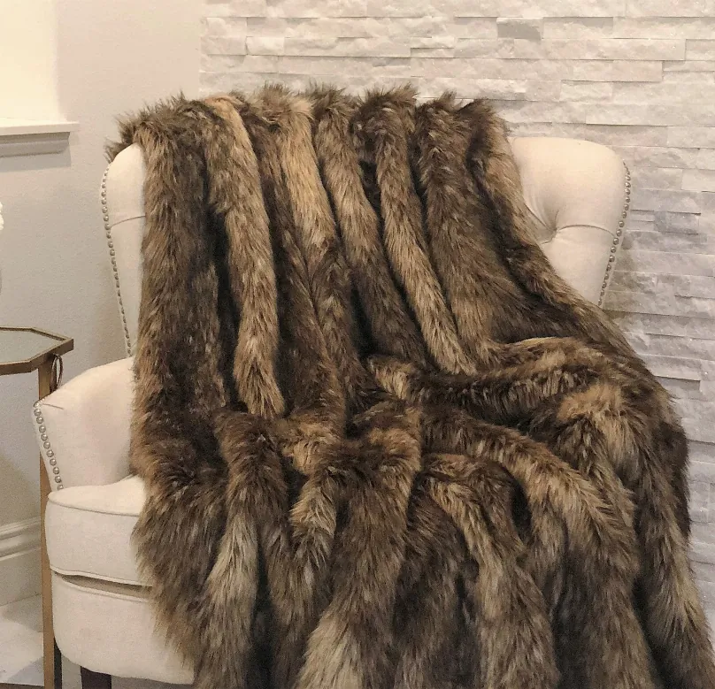 Plutus PBSF1406-102x116 Plutus Mountain Coyote Handmade Luxury Throw