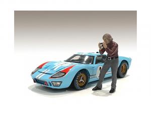 American 76284 Race Day 1 Figurine Ii For 118 Scale Models By