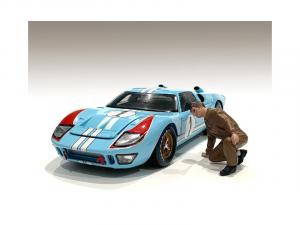 American 76286 Race Day 1 Figurine Iv For 118 Scale Models By