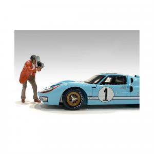 American 76285 Race Day 1 Figurine Iii For 118 Scale Models By