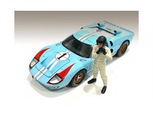 American 76383 Race Day 1 Figurine I For 124 Scale Models By