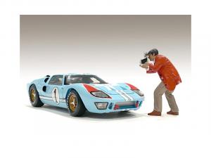 American 76385 Race Day 1 Figurine Iii For 124 Scale Models By