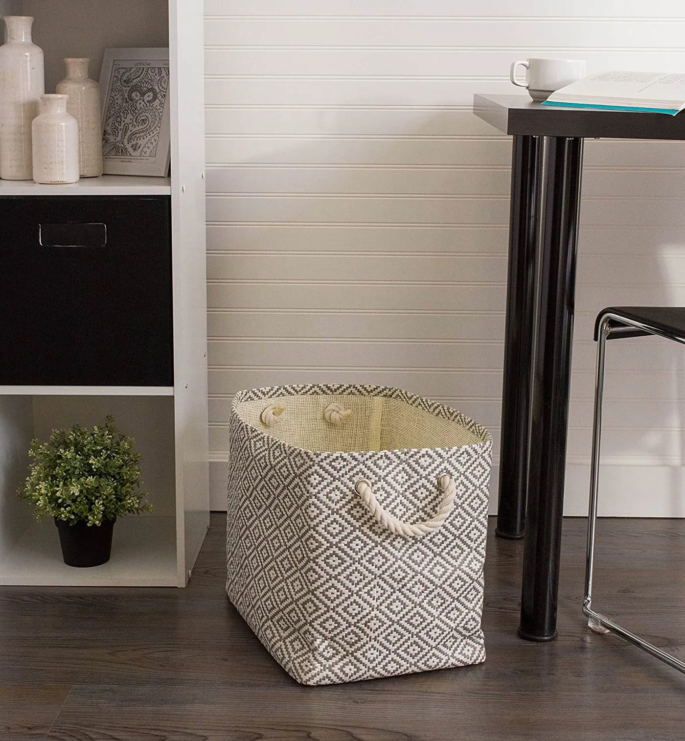 Dii CAMZ10103S Diamond Pattern Woven Paper Bin With Rope Handles - 12