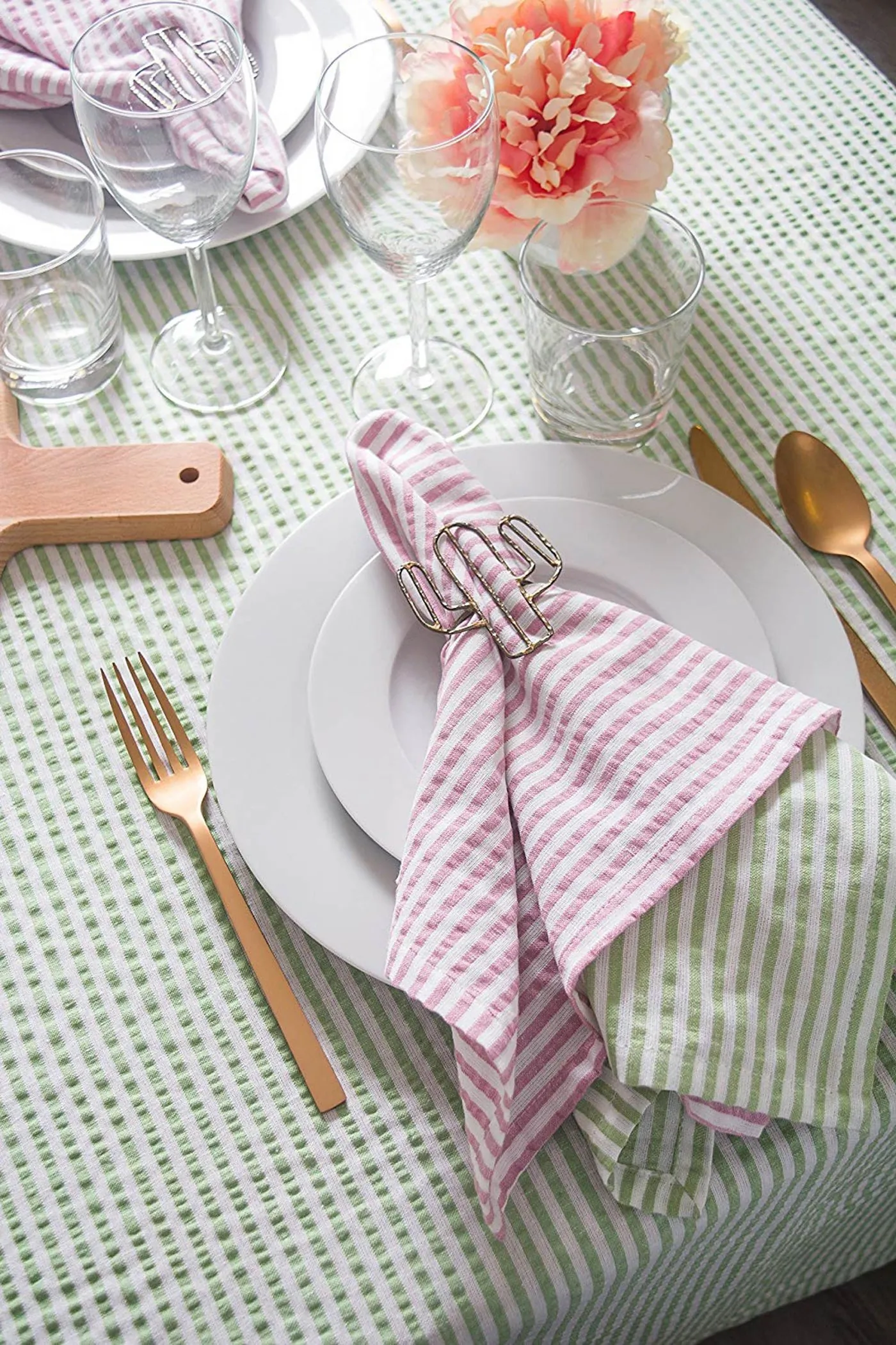 Dii CAMZ38947S Bright Green Striped Seersucker Tablecloth - 60 X 104  