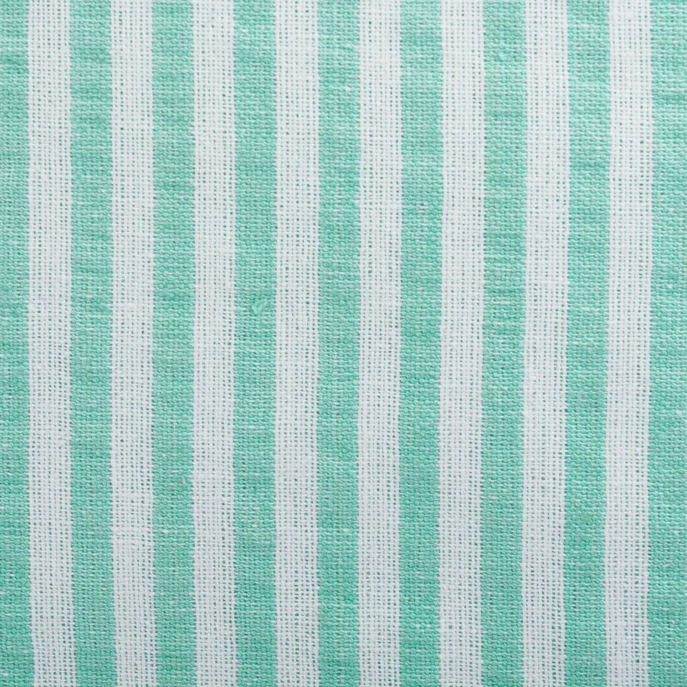 Dii CAMZ38942S Aqua Striped Seersucker Round Tablecloth - 70 Inches