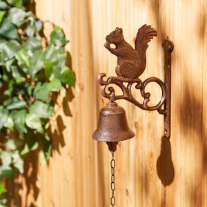 Accent 4506251 Wall-mounted Cast Iron Squirrel Bell