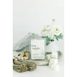 Our Back Porch Candle-SQ8235607